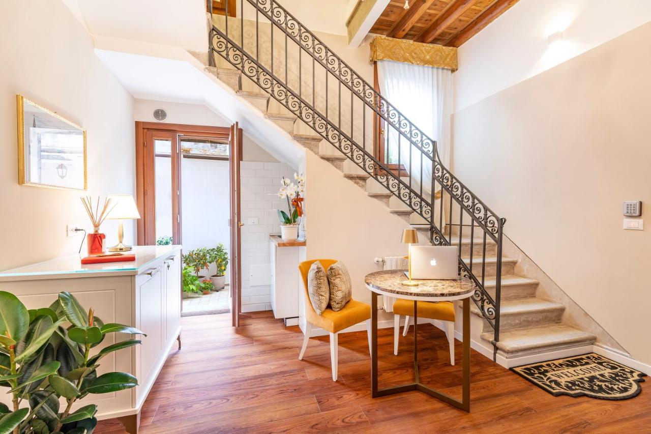 Residenza La Duchessa Deluxe Rooms Βενετία Εξωτερικό φωτογραφία